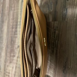 Freshly Picked Zip Pouch